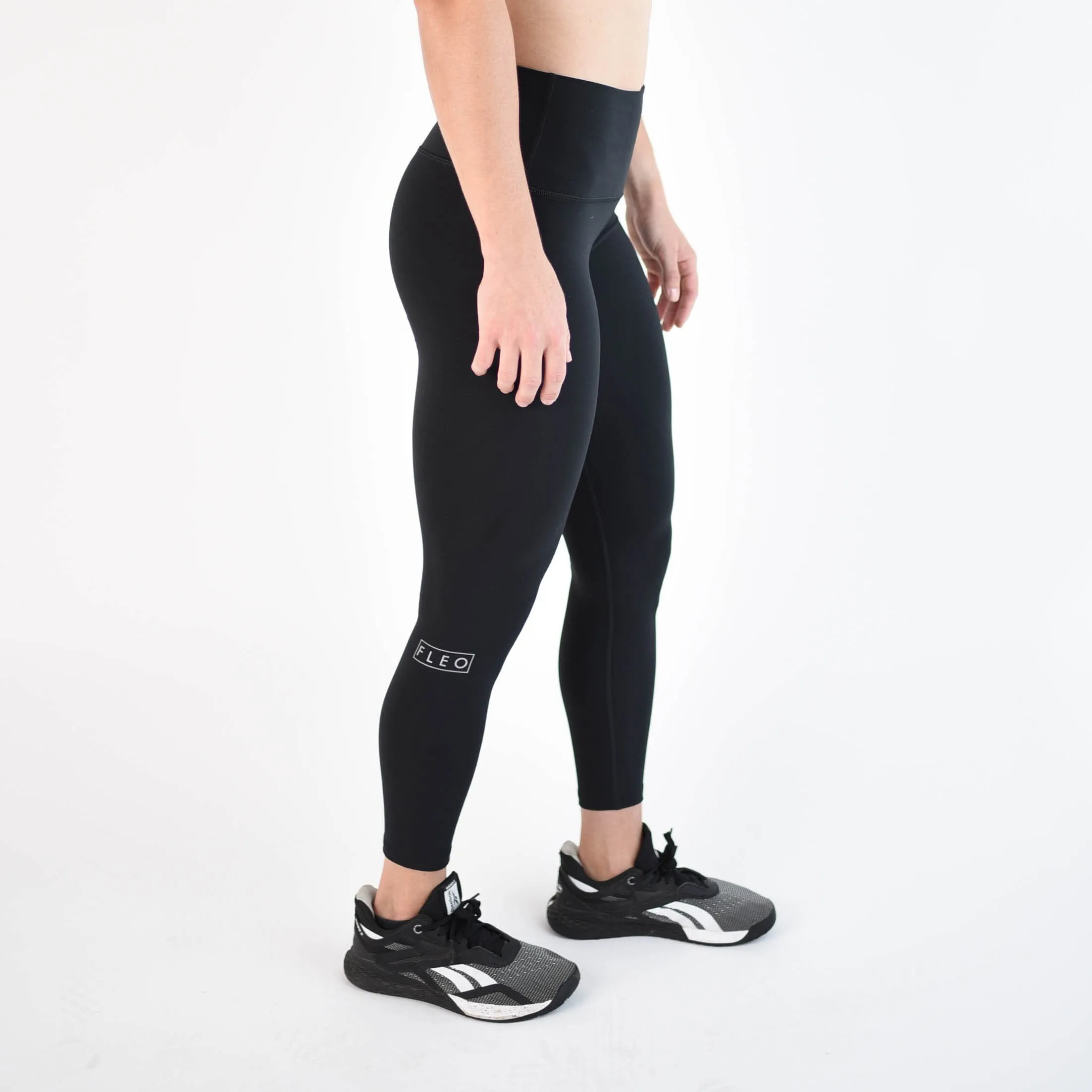FLEO El Toro 28" Black Leggings (Bounce)