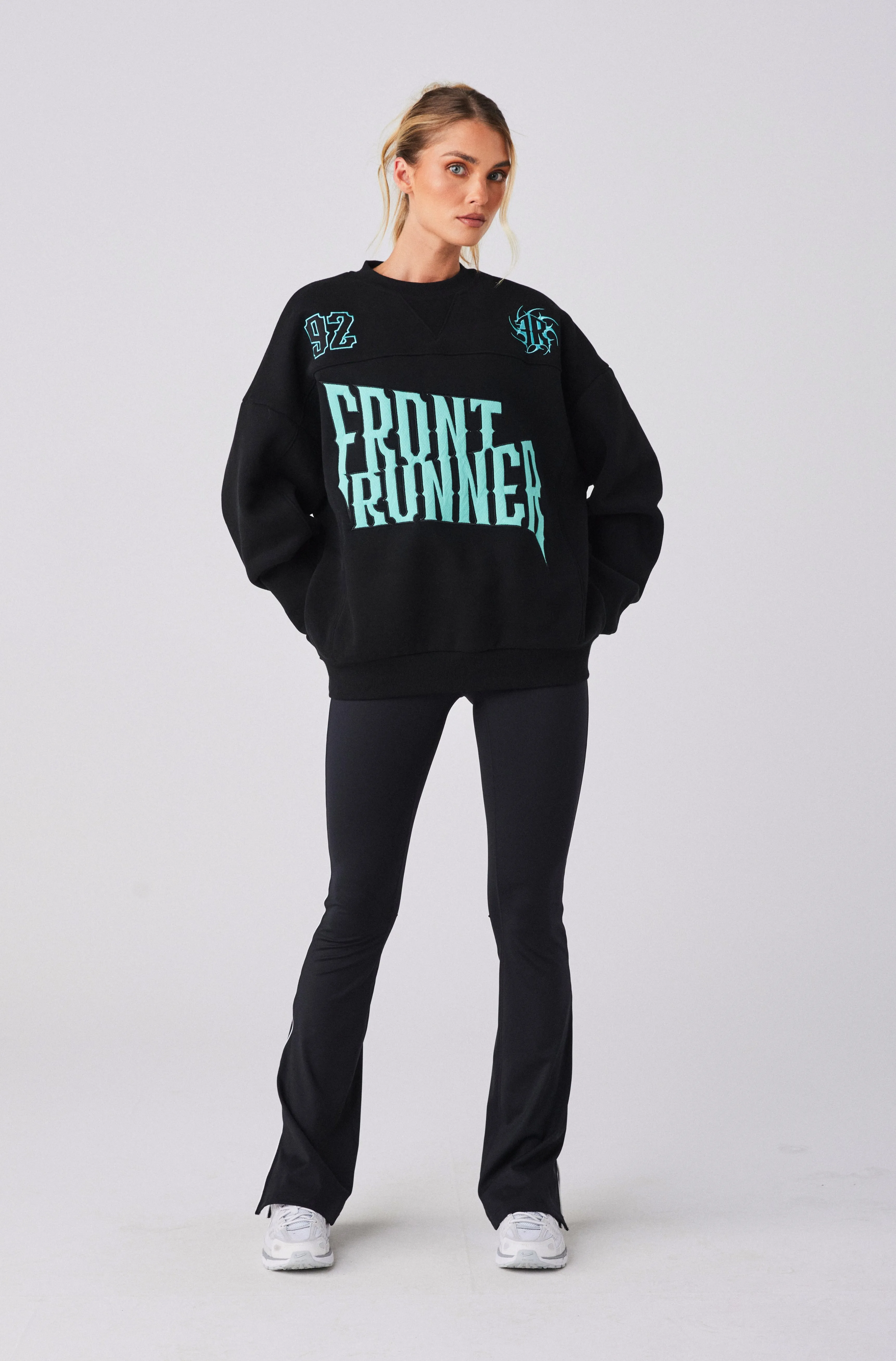 Pyro Crewneck - Black Tiffany