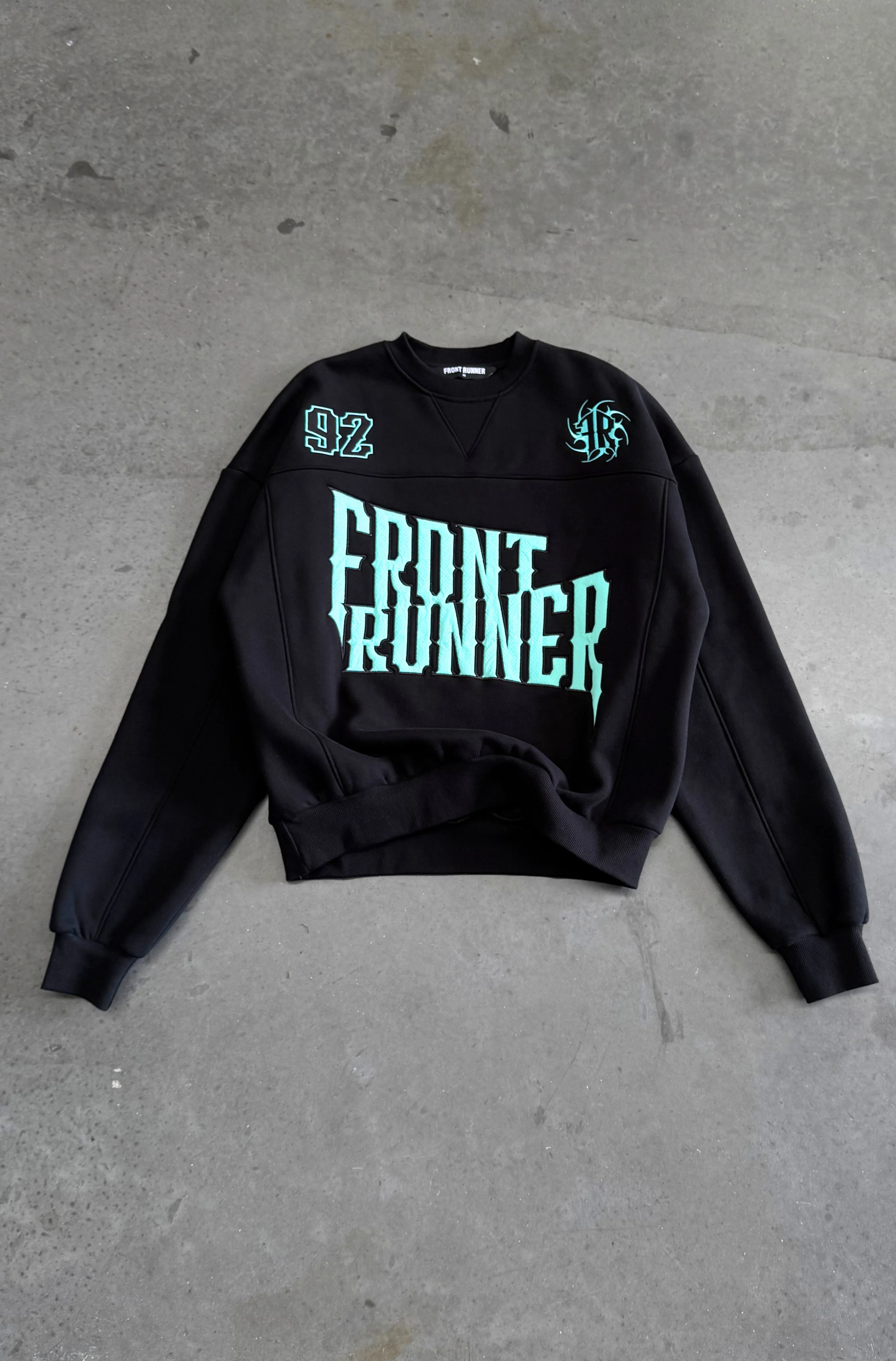 Pyro Crewneck - Black Tiffany