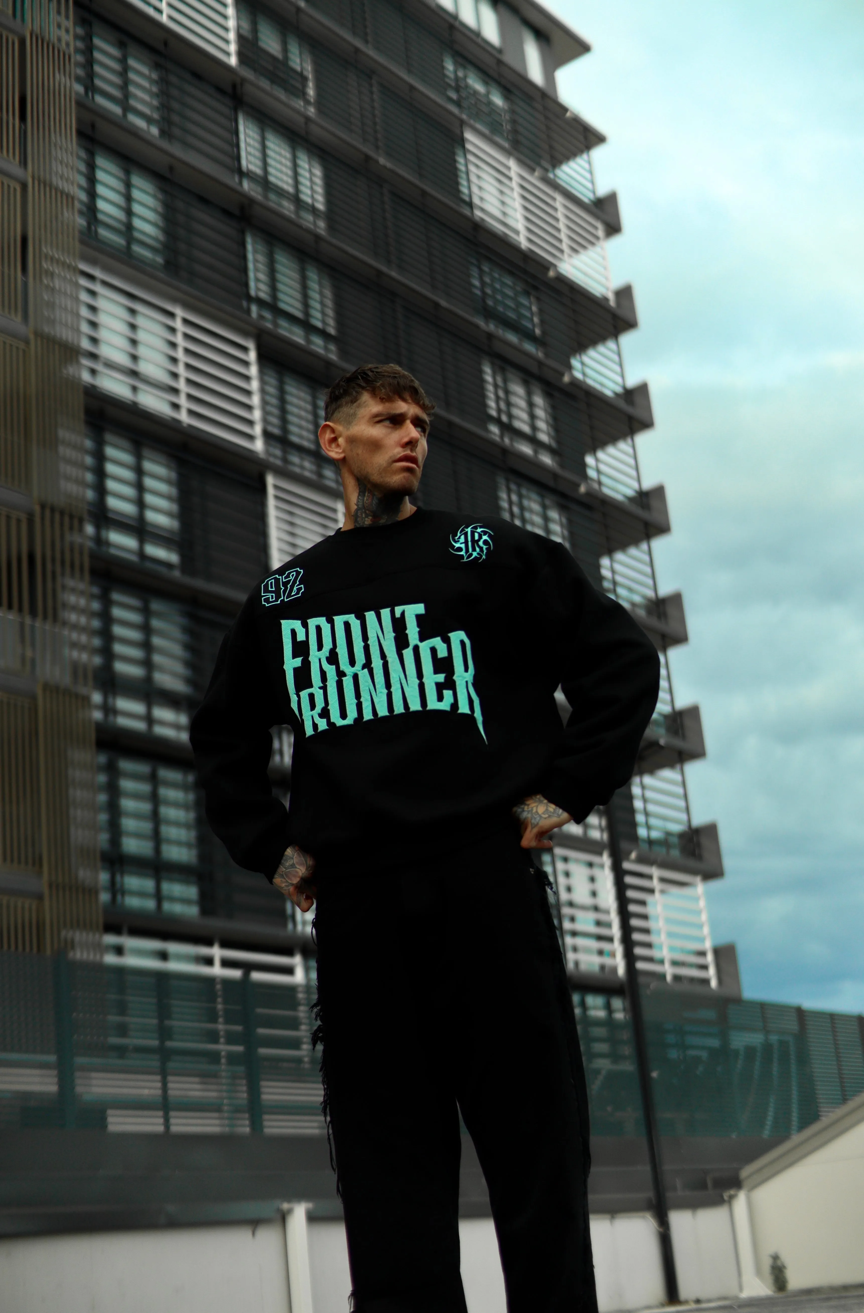 Pyro Crewneck - Black Tiffany