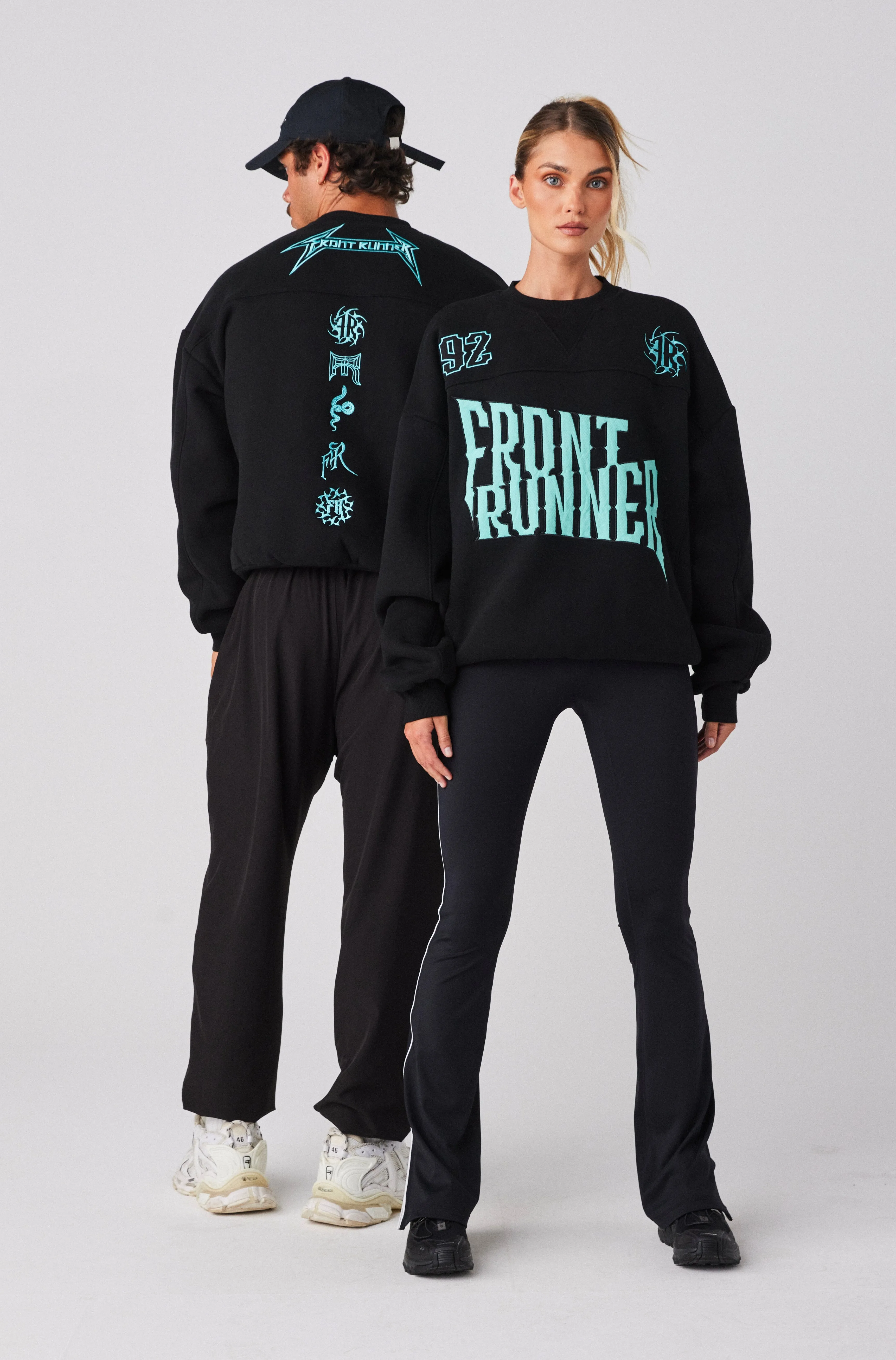 Pyro Crewneck - Black Tiffany
