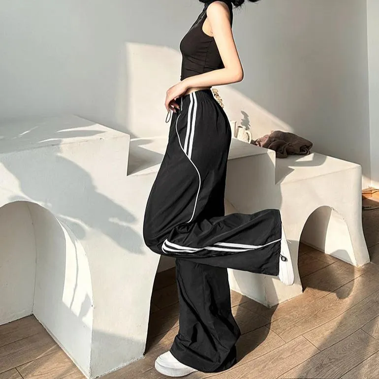 Sporty Wide-Leg Jogger Pants